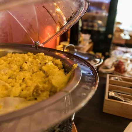 ホテル カザーリ チェゼーナ